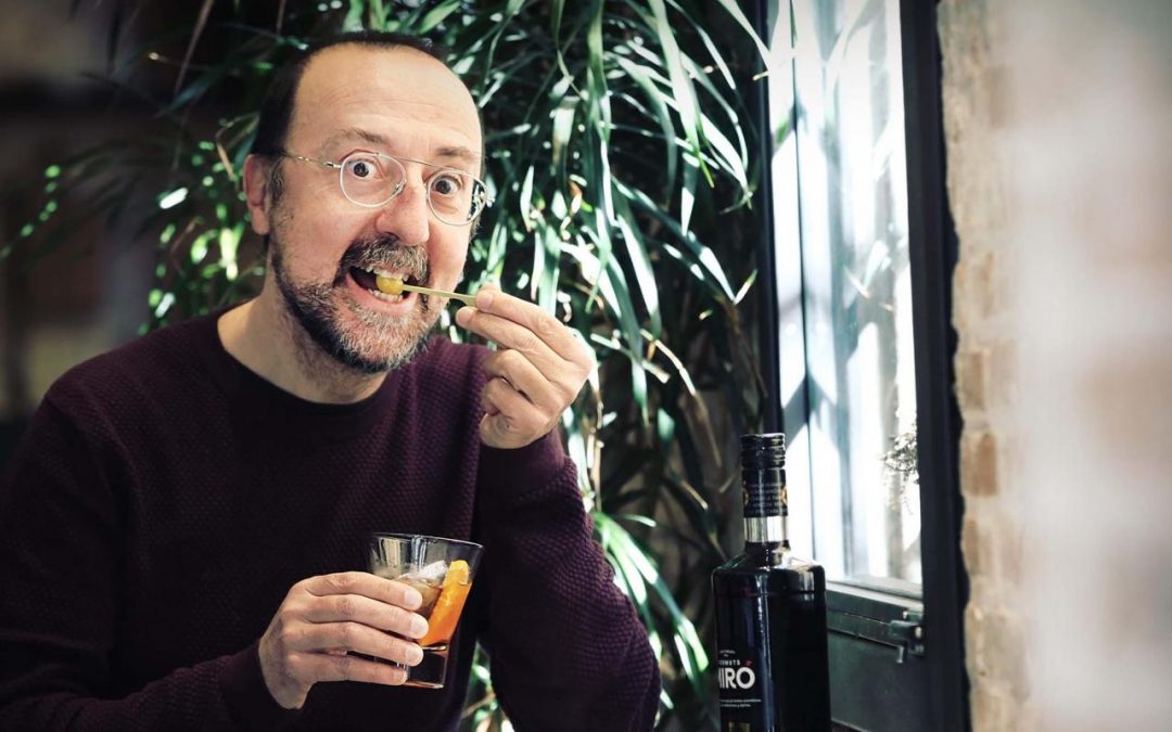Manel Lucas: «En Barcelona es normal ser del Barça, pero a mi me gusta ser alternativo «