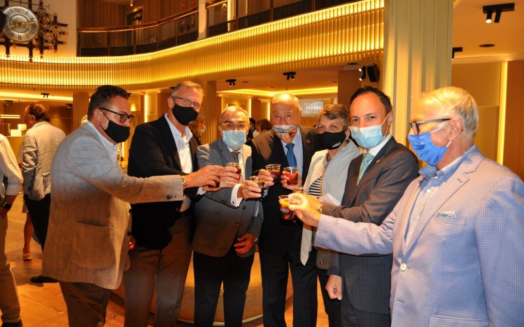 Vermut Miró presente en la Cena Coloquio de la Fundación Gresol con el M.I. Sr. Xavier Espot Jefe de Gobierno de Andorra