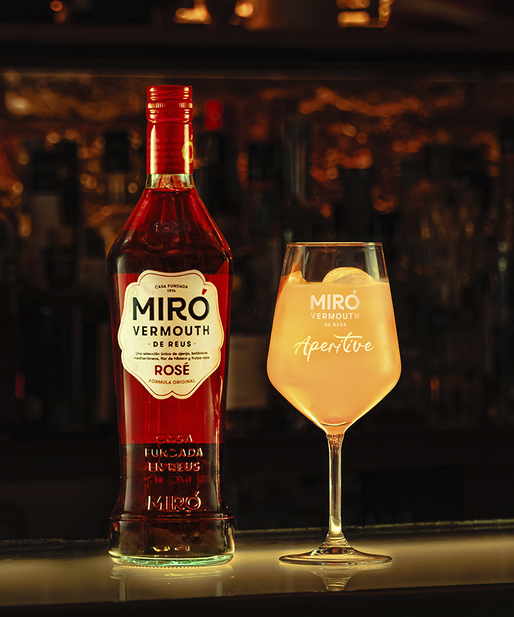 Miró Rosé con refresco de limón