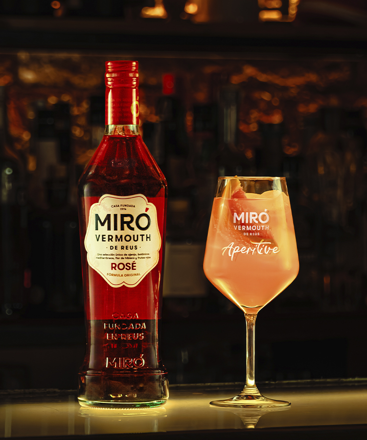 Rosé con Tónica de Pomelo y Cava