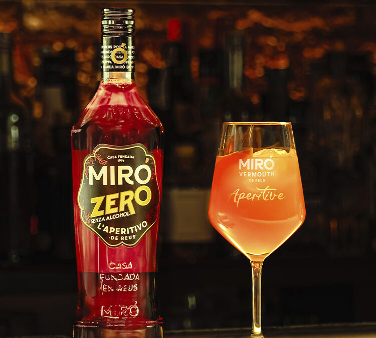 Miró Zero con zumo de naranja y soda